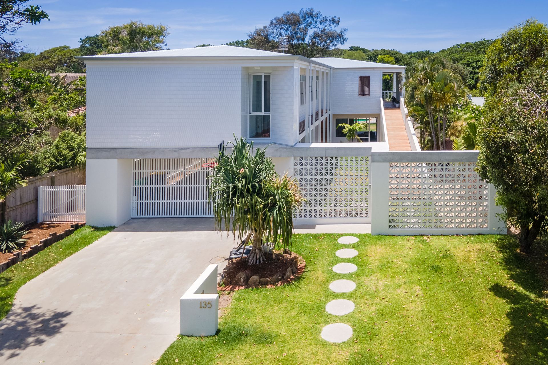 The Top Byron Bay Accommodation | Byron Bay Luxury Homes