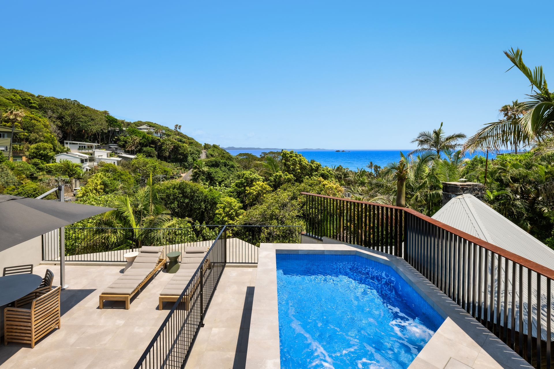 Moonrise Luxury Home Accommodation | Byron Bay Luxury Homes