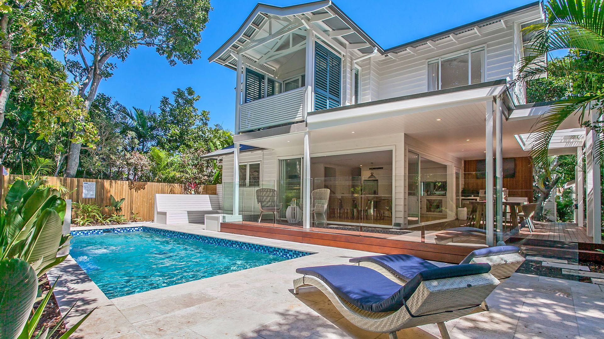 111 Alcorn Street Accommodation | Byron Bay Luxury Homes