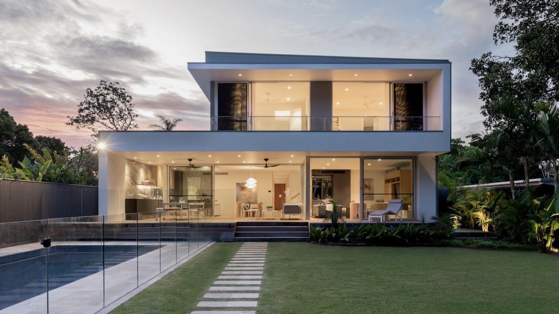 The top Byron Bay Accommodation offering luxury retreats across Byron and the Hinterland.
